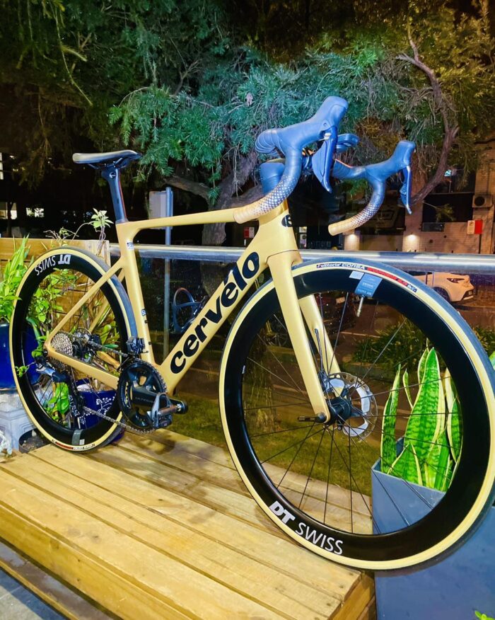 Happy Wheels Cervelo Soloist Gold Dust